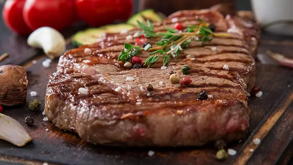 Как приготовить стейк из домашней говядины