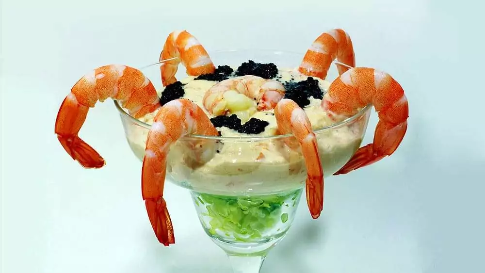 Салат коктейль с креветками рецепт