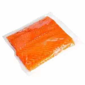 Купить сёмгу слабосоленую в вакуумной упаковке кусок 300 грамм в Москве