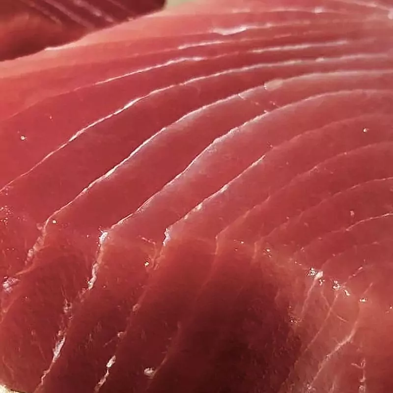 Филе тунца лоин вблизи